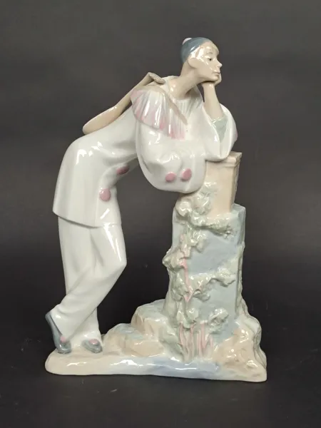 Större Figurin, Spanien