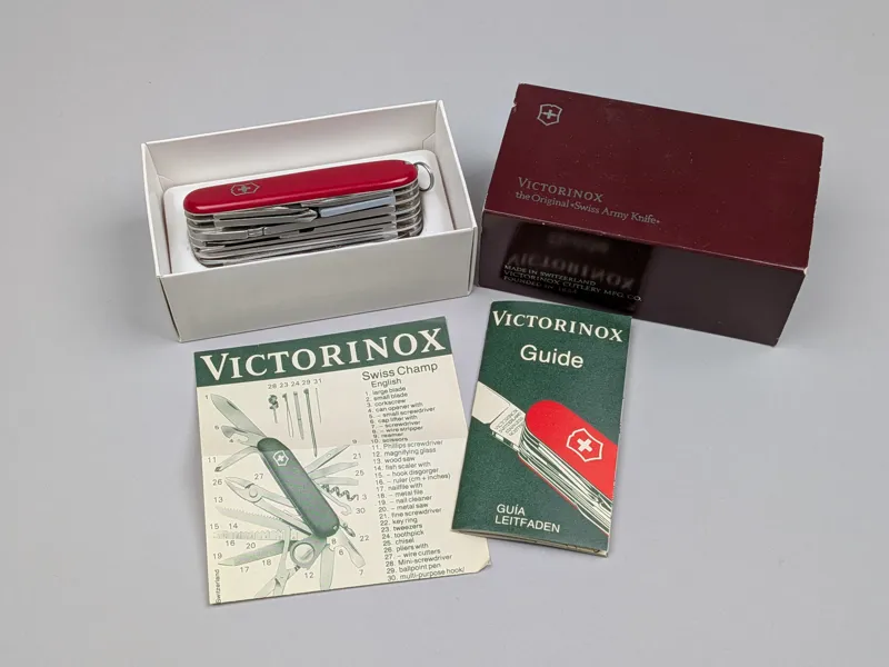 Fickkniv, Victorinox med förpackning