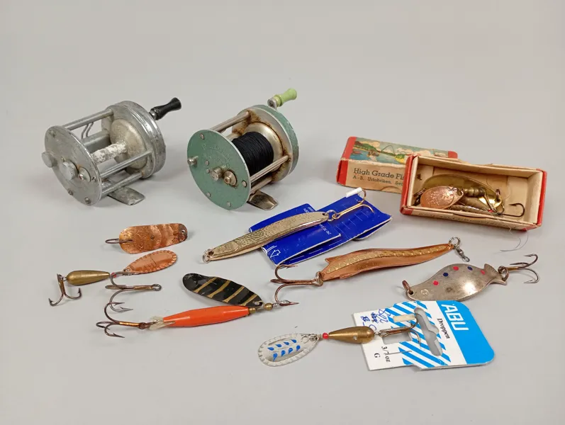 Fiskerullar & drag bl.a. Record 1300