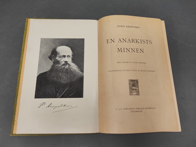 Bok, "En anarkists Minnen" Furst Krapotkin