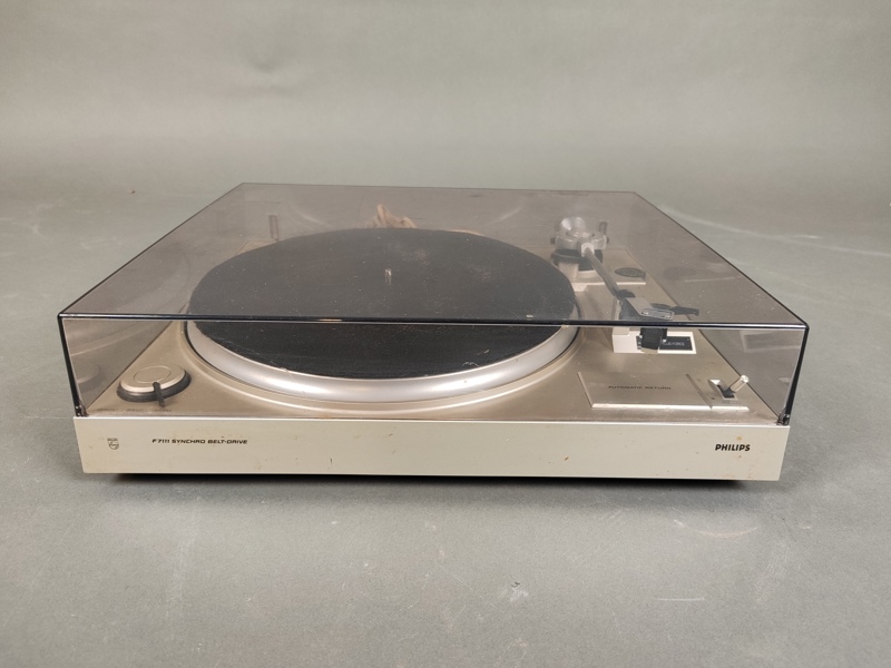 LP-spelare Philips F 7111