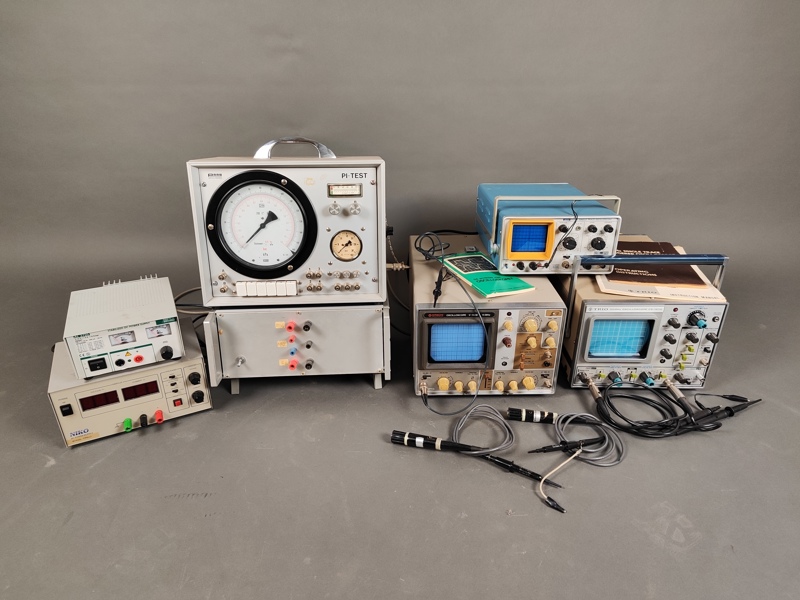 El-instrument bl.a. Oscilloscope