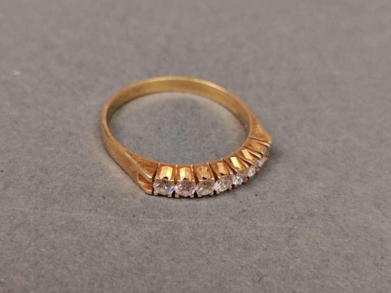 Ring, 14 k Guld & Diamanter 7 st