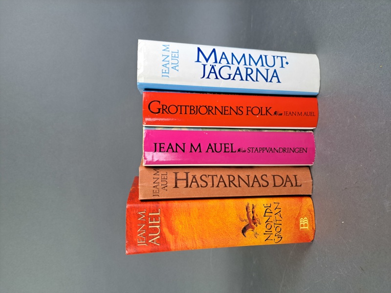 Bokserie, Jean M Auel