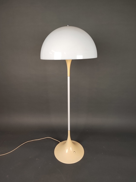 Golvlampa, "Pantella" Verner Panton Louis Poulsen