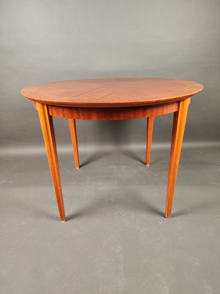 Bord, Mahognyfanér