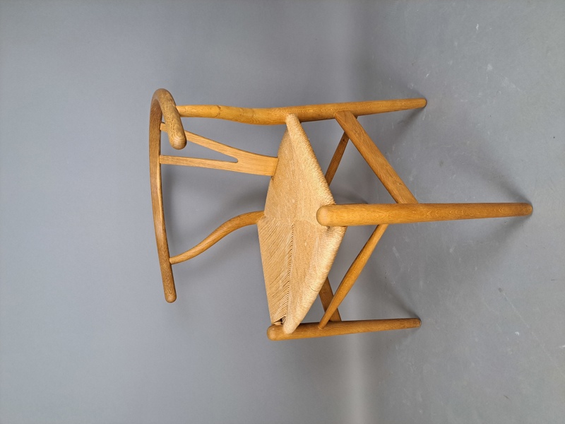 Stol " Y-stolen" Hans J Wegner, Carl Hansen & son Danmark, Ek