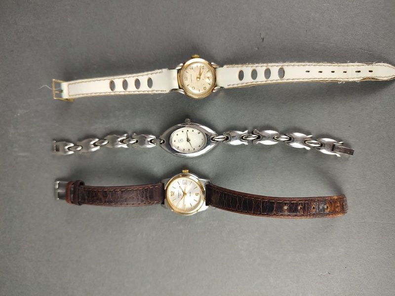 Armbandsur 3 st dam, bl.a. Tissot 1853 Pr 50