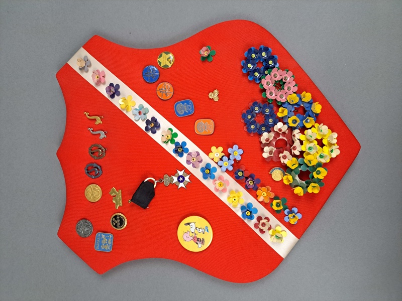 Pins, majblommor m.fl.