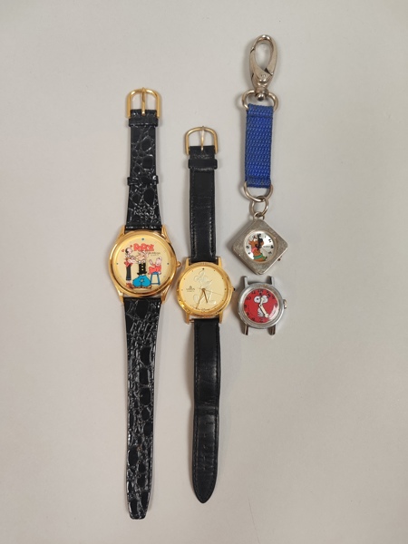 Armbandsur 4 st, bl.a. Armitron " Popeye"  Lorus "Mickey Mouse"