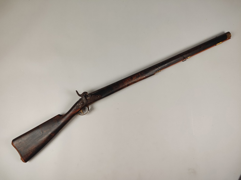 Slaglåsgevär 1800-tal ombyggd från flintlås_8156a_8dc981330c3b807_lg.jpeg