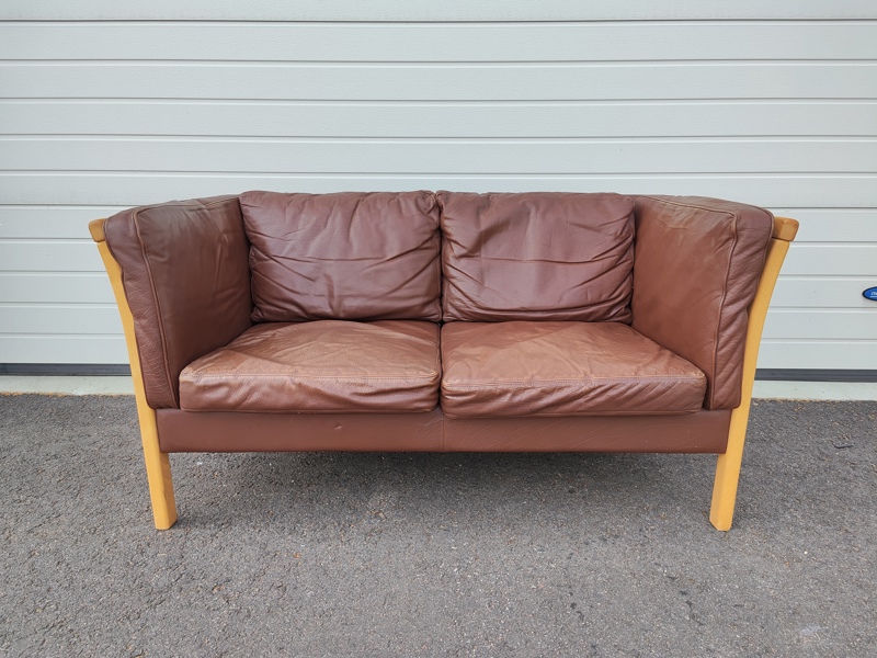 Soffa, 2-sits skinn, Stouby Danmark