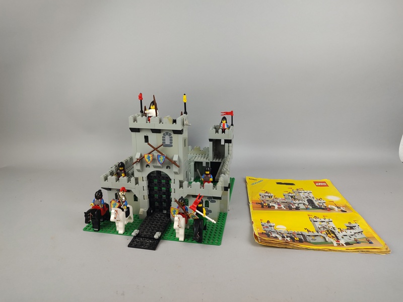 Lego, "Knights Kingdom" nr 6080