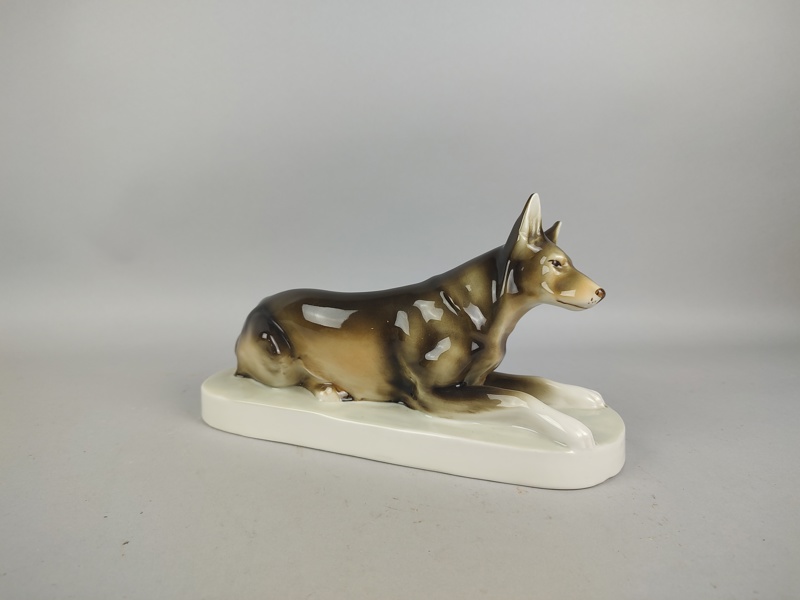 Figurin, Hund, Royal Dux Böhman